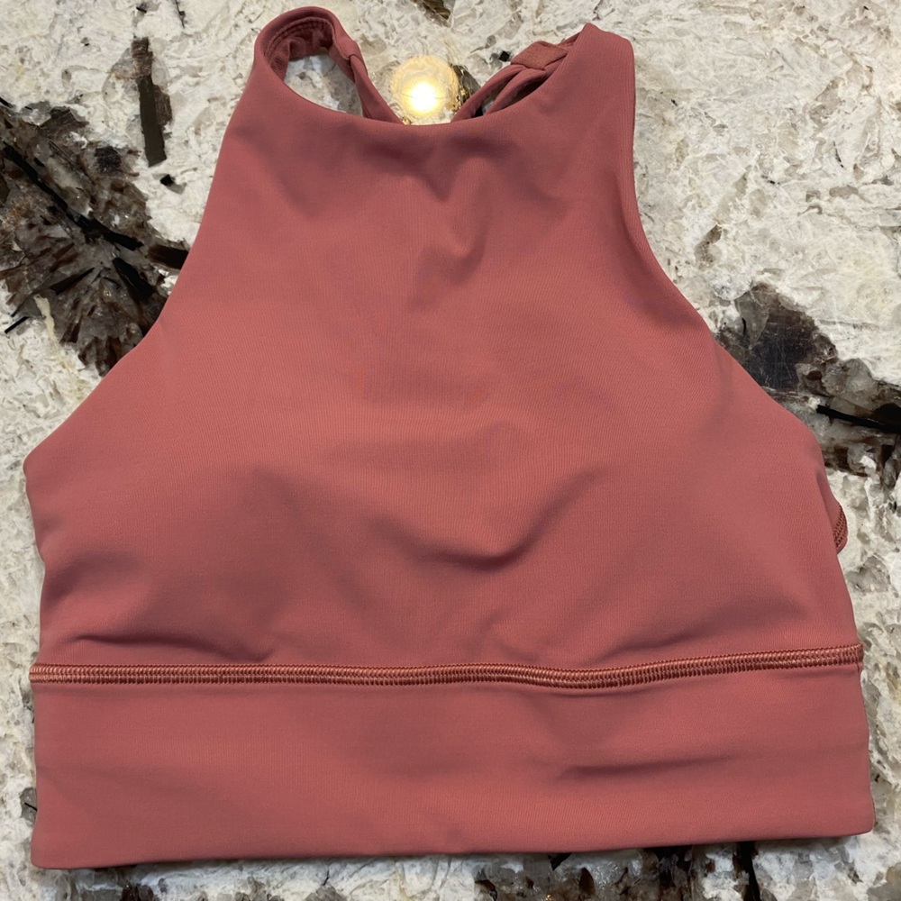 Lululemon size 4 sports bra